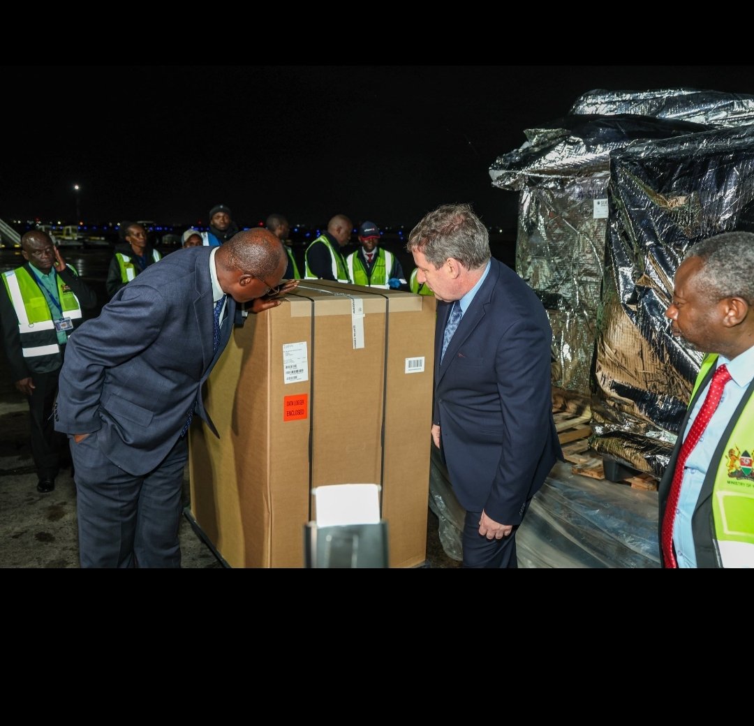 Lean on Me Foundation tweet media