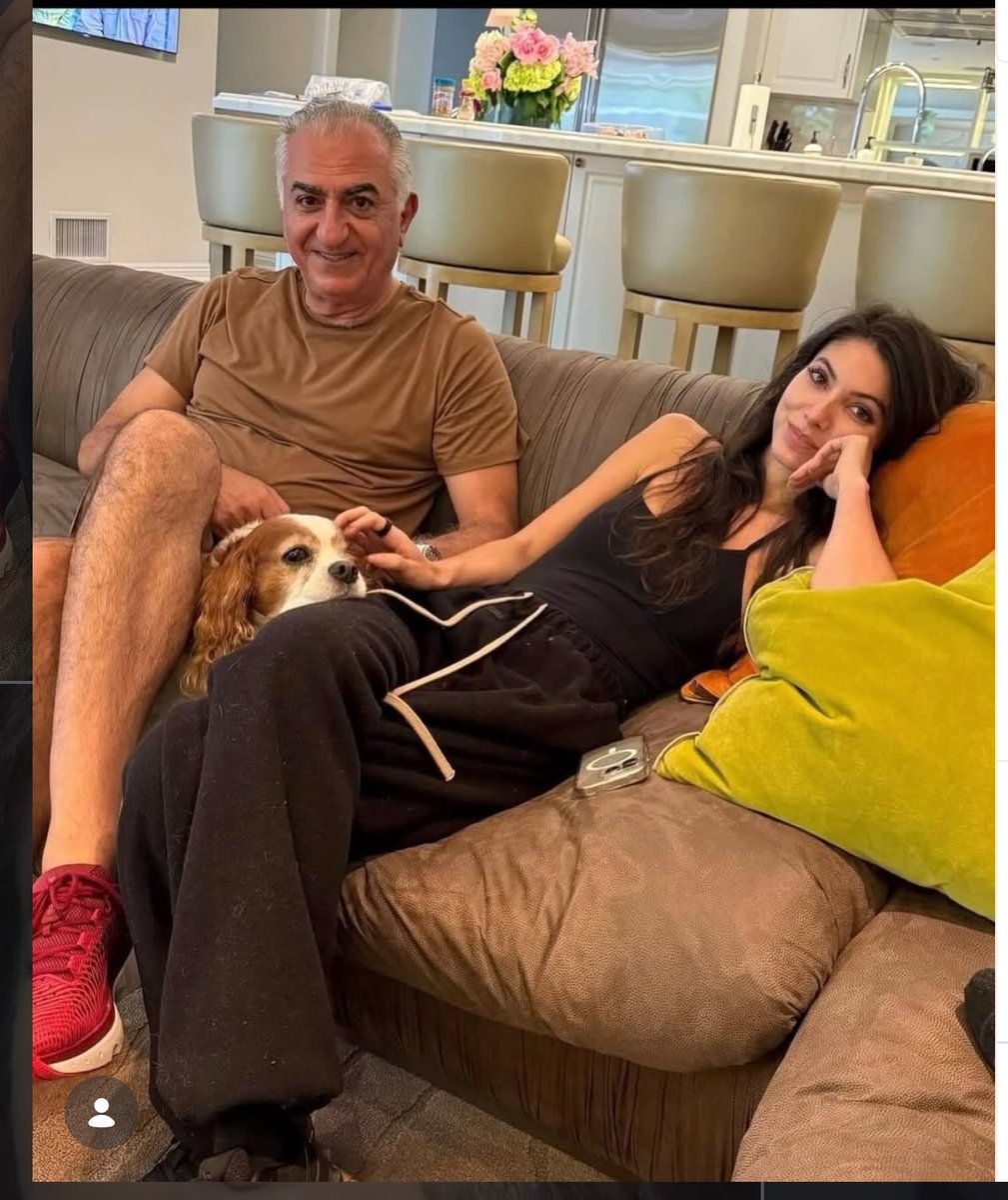 PahlaviahoraeeP's tweet photo. 👑👑👑 جااااااااااااوییییییید شااااااااااااااااه
صرفن جهت روانی کردن ۳ فاسد https://t.co/W2MARvcpne