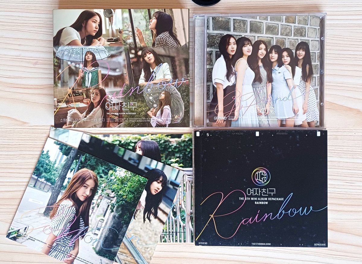 syyvvz_'s tweet photo. WTS LFB PH | Gfriend Rainbow album |

⤷ ₱ 1,300 + shipping fee

- photobook + postcard + jewel case cd
DM if interested🙏 https://t.co/kraCwaUOgk