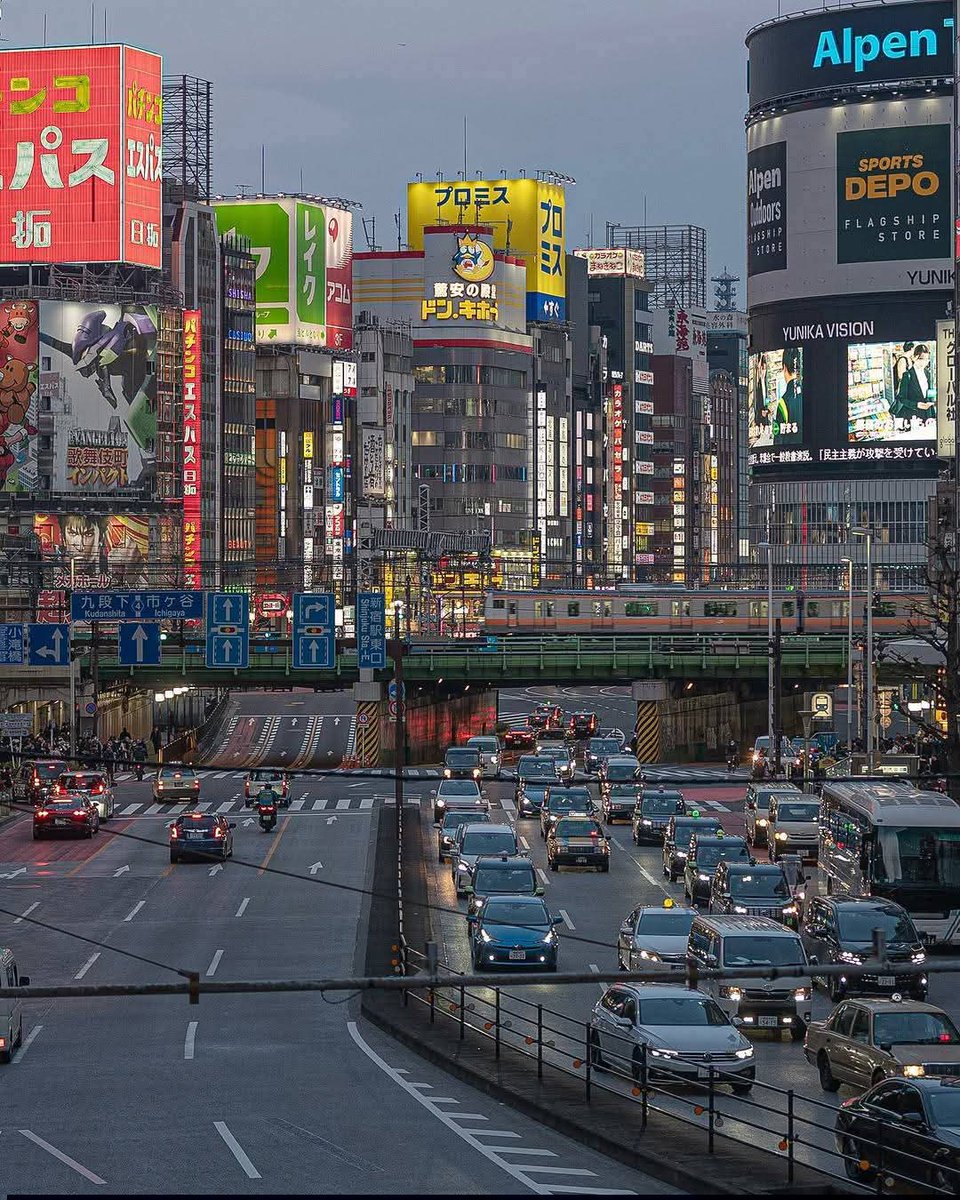 WanderLens tweet media