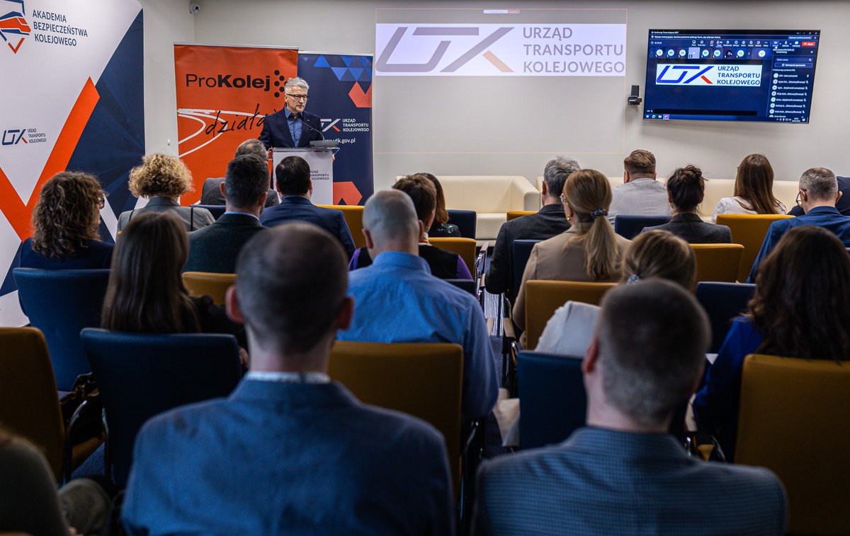 UTKgovpl's tweet photo. Razem z Fundacją ProKolej zapraszamy 2 marca na konferencję „Prawo kolejowe 2026”. 
✅ Już można rejestrować swój udział! 
Szczegóły ➡️ https://t.co/RwKsrBMPa1 
#kolej #prawo #transport #online #konferencja