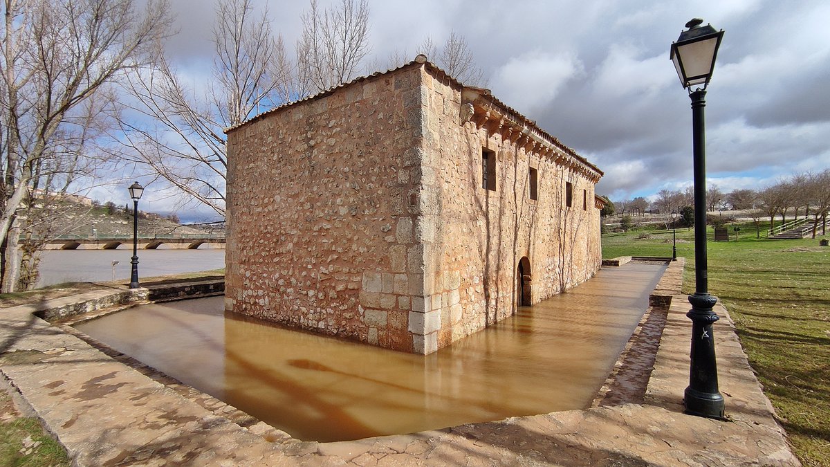 FJCivantos's tweet image. #Embalse Linares del Arroyo en la zona de Maderuelo #Segovia superando el 98% de su capacidad  @sibilafc @SergioMeteo @TiempoCyLTV @lasextameteo @fcocachometeo @JoannaIvars @tiempobrasero @ElTiempoA3 @ElTiempo_tve @Aemet_Corpora @MeteoredES @tomeandres @anamaria190977 #deshielo