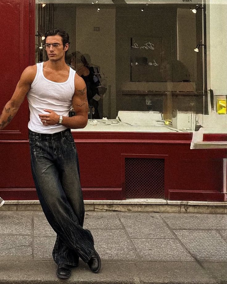 Cavaulier's tweet image. Somewhere between leaving and arriving.