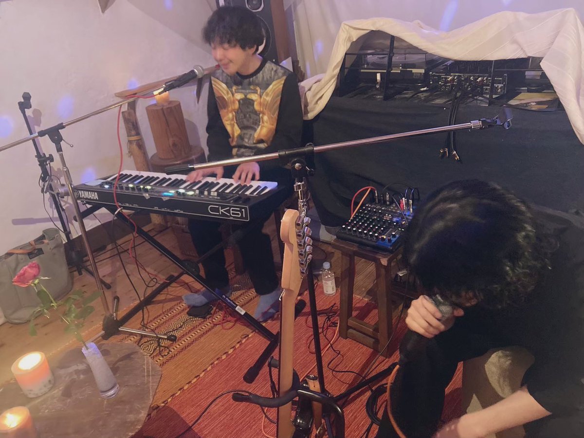 misakiJAM's tweet photo. 【1週間後✨】
バウ！という鍵盤と歌と時々ギターやリズムマシーンでお送りするユニットをやっています！
メインの活動がtwilightというイベントで、三年かけて10回目🎊
平日に私たちとこの人に歌ってほしい！って方に来て頂いて40分ずつツーマンで。
居心地良い空間目指してます、遊びにきて下さい♡ https://t.co/3Yj7I0HmX2
