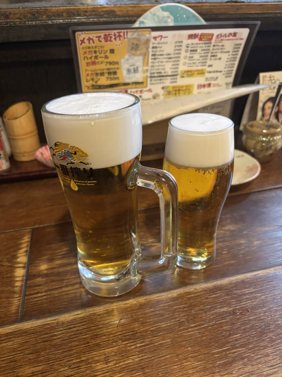 草津で温泉に入りその後少し散策。
地元に戻り反省会🍻