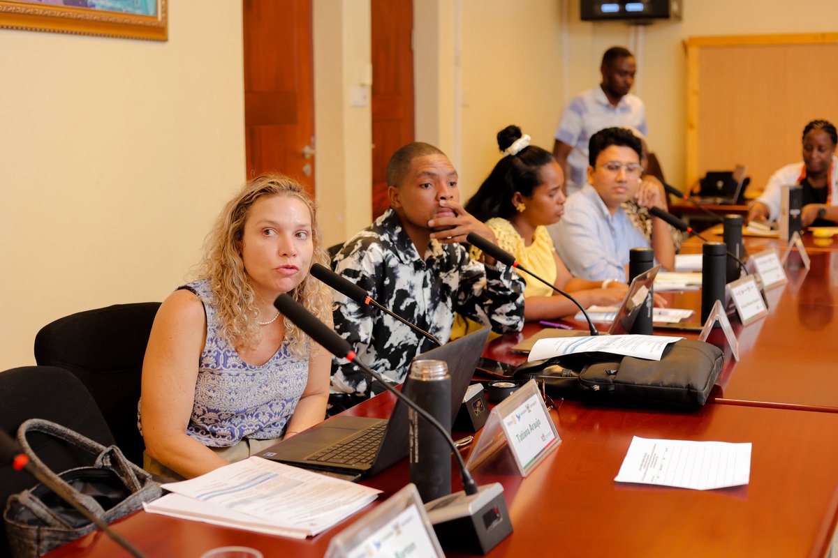 TheJNLC's tweet photo. This #RotaryPeaceCenter Leadership Training Programme aims to equip Rotary Fellows with a strong understanding of both formal and informal transformative leadership approaches. It is designed to strengthen their leadership capacity, enabling them to serve effectively within their communities and to meaningfully influence policies and programmes across diverse sectors.