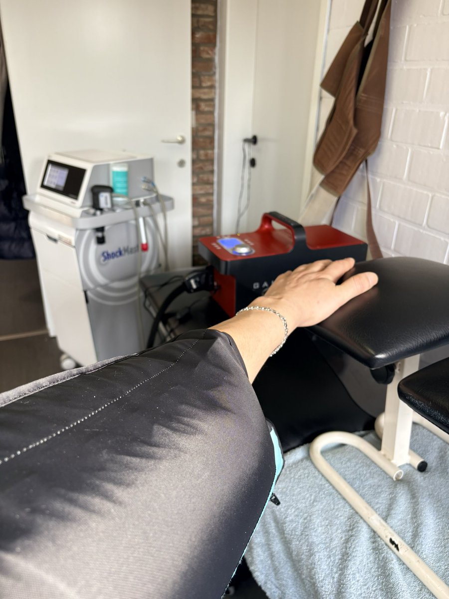 En sevdiğim kolum bu doktor iyi etmen lazım ☹️