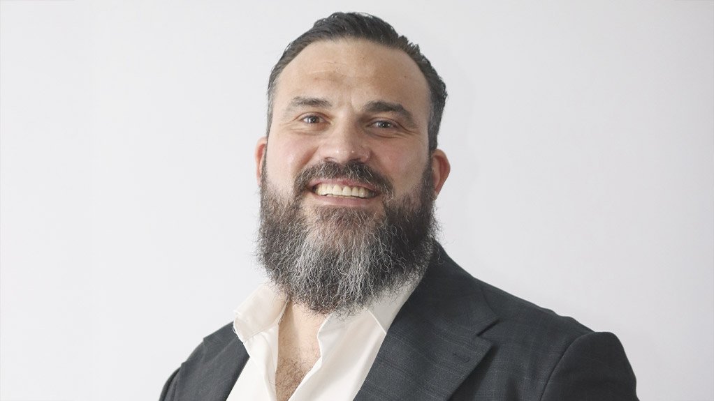 MiningWeekly's tweet image. [𝐁𝐔𝐒𝐈𝐍𝐄𝐒𝐒 𝐋𝐄𝐀𝐃𝐄𝐑] This week we profile Eugene Els, MD of @AfromixSA – a designer and manufacturer of agitators and peristaltic pumps– and AFX Holdings Group.

𝗥𝗲𝗮𝗱 𝗺𝗼𝗿𝗲: ow.ly/nRUj50YhrsE

#agitators #peristalticpumps #pumps