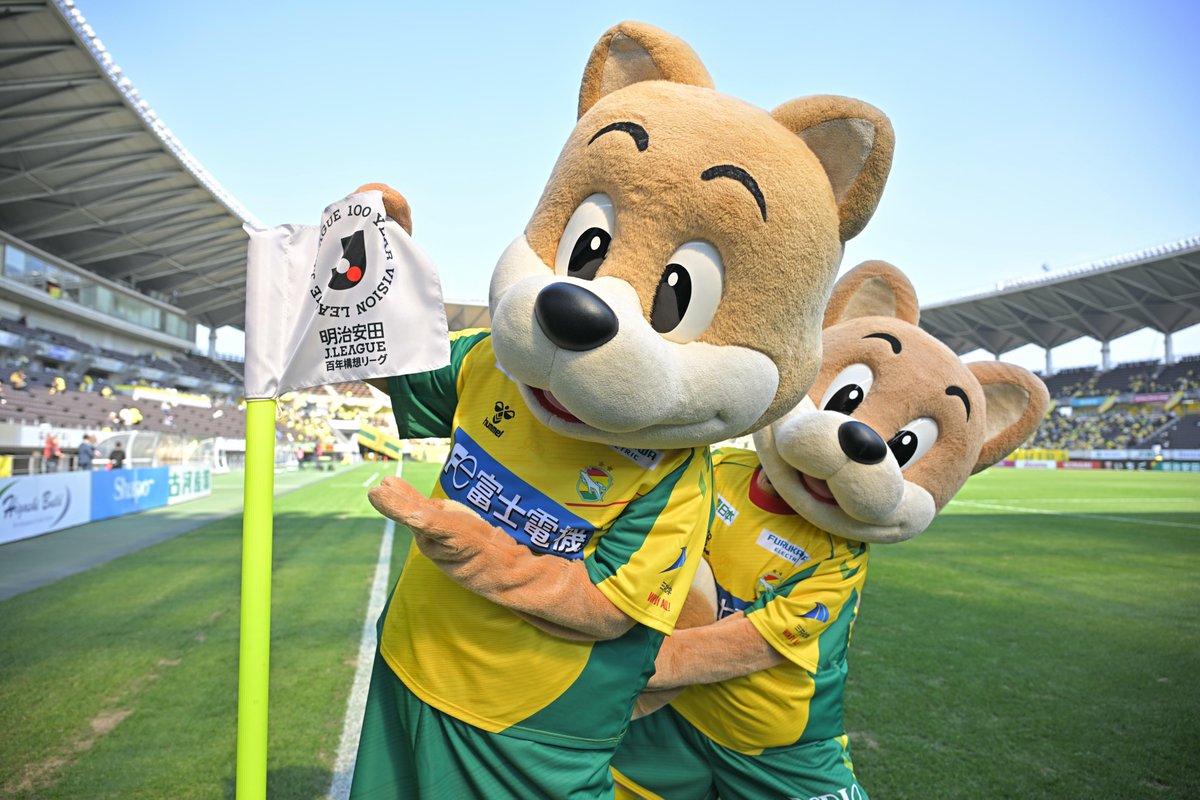 🚨緊急告知🚨

次号３月10日発売の
#サッカーダイジェスト では
17年ぶりのＪ１を戦う
#ジェフユナイテッド千葉 を大特集‼️

キーマンインタビュー🎤✨や
レジェンドたちからの温かなメッセージ🔥
クラブの歩みを振り返る特別企画など
大ボリュームの内容です👊
永久保存版となる一冊をお届けします‼️