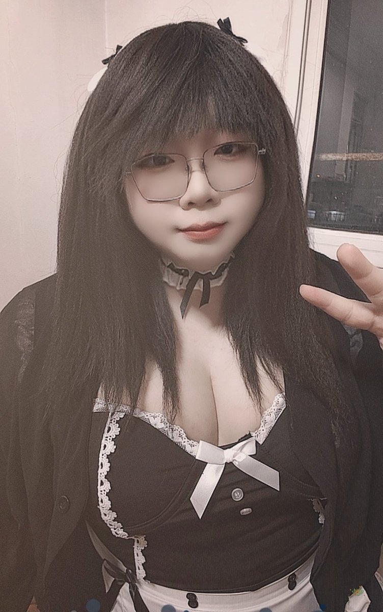 露澈luce tweet media