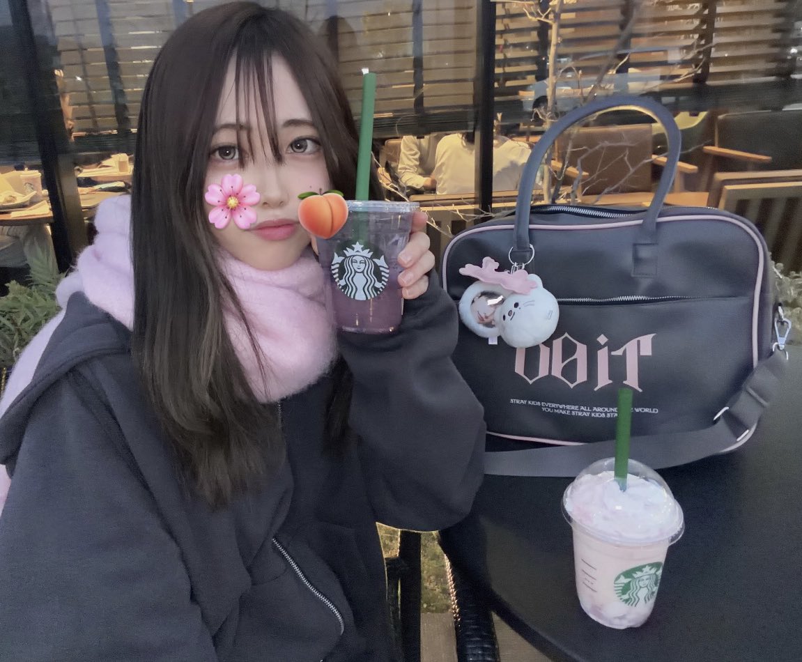 stay_Hyunjin023's tweet image. 仕事終わりにスタバ新作の🌸🍑飲みに〜
この時期のドリンクカワイイ
全体的にピンク合わせてみた💗
#DOiT #Hyunjin #Jiniret