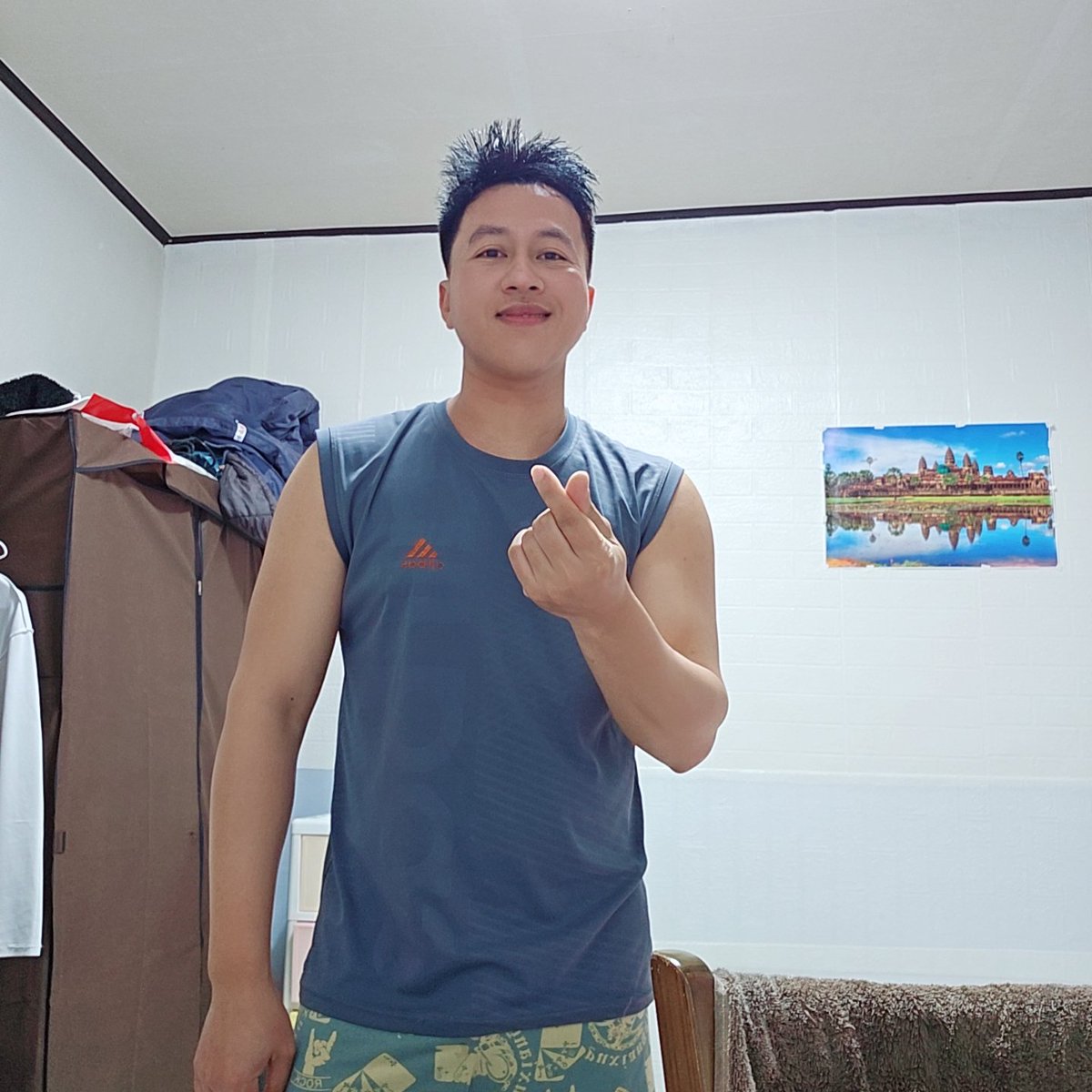 딘 사릇 tweet media