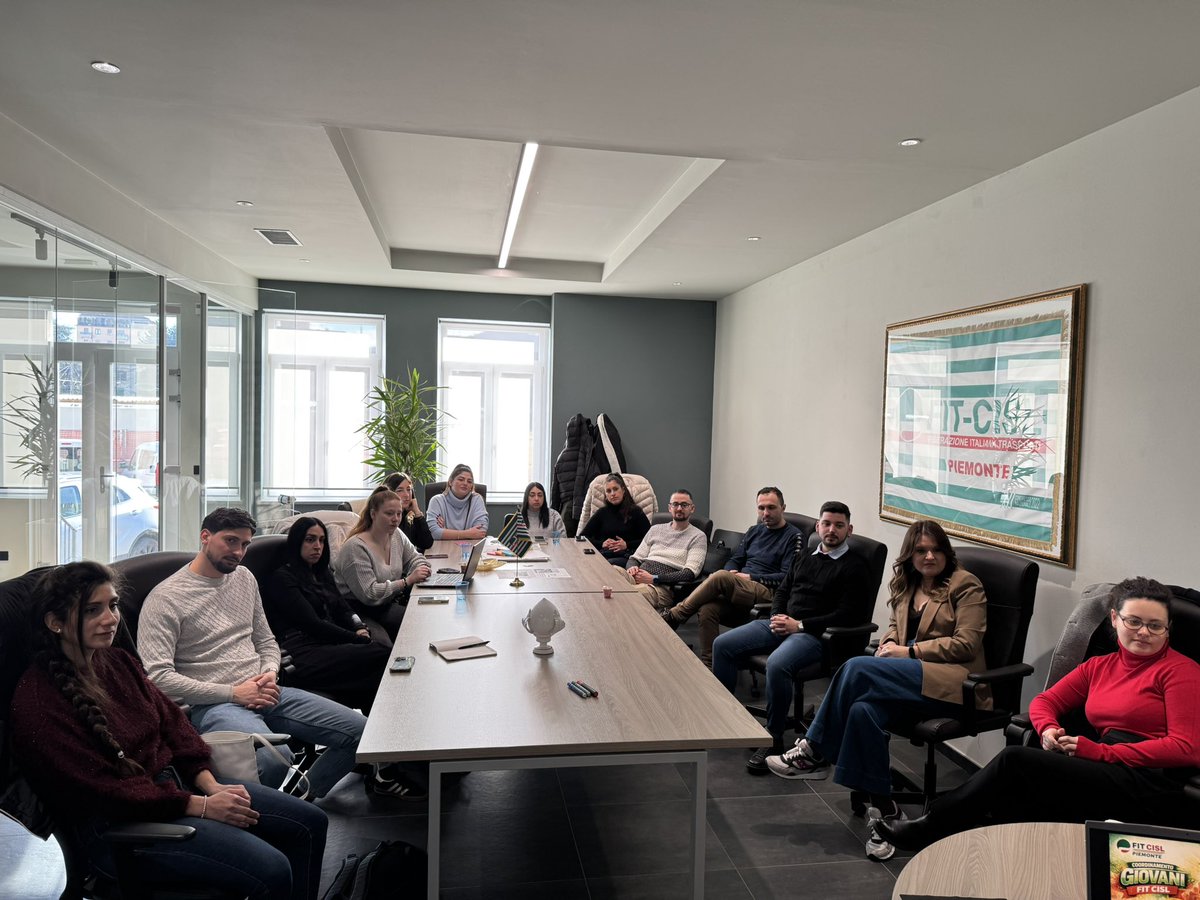 FedexC_official's tweet photo. Presso la sede Fit-Cisl di via Sacchi 51 a Torino è in corso la riunione del Coordinamento Giovani della Fit-Cisl Piemonte. Con la partecipazione del Segr.Generale Federico Chiariello, del Coord. Giovani Clemente D’Avino e la Coordinatrice Donne Margot Ciancetta https://t.co/8DJtSBBQ3W