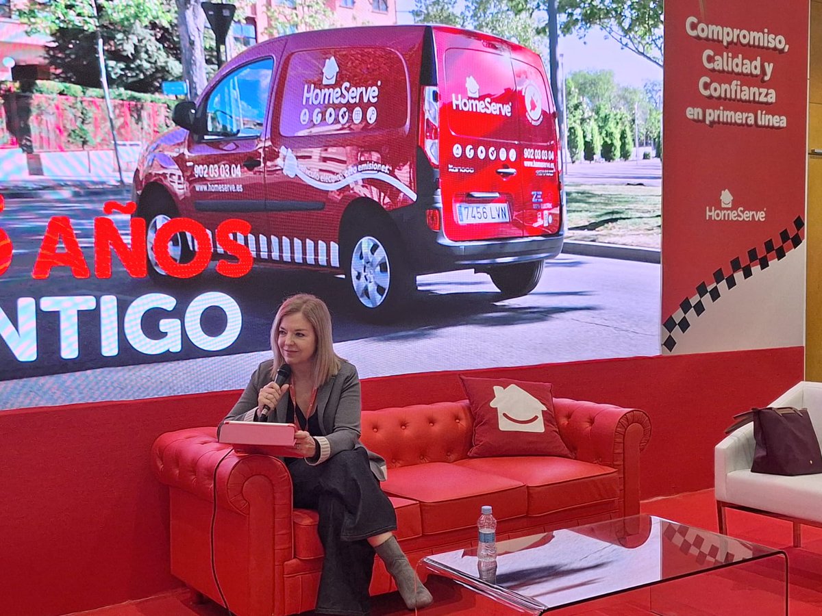 Continuamos en la #SemanaDelSeguro organizada por <a href="/Inese_seguros/">INESE</a> con nuevas entrevistas y debates en nuestro espacio #GranFormato y #SofáHomeServe. Hoy seguimos recibiendo a figuras destacadas del sector. Puedes escucharlo en directo en: semanadelseguro.inese.es/gran-formato/