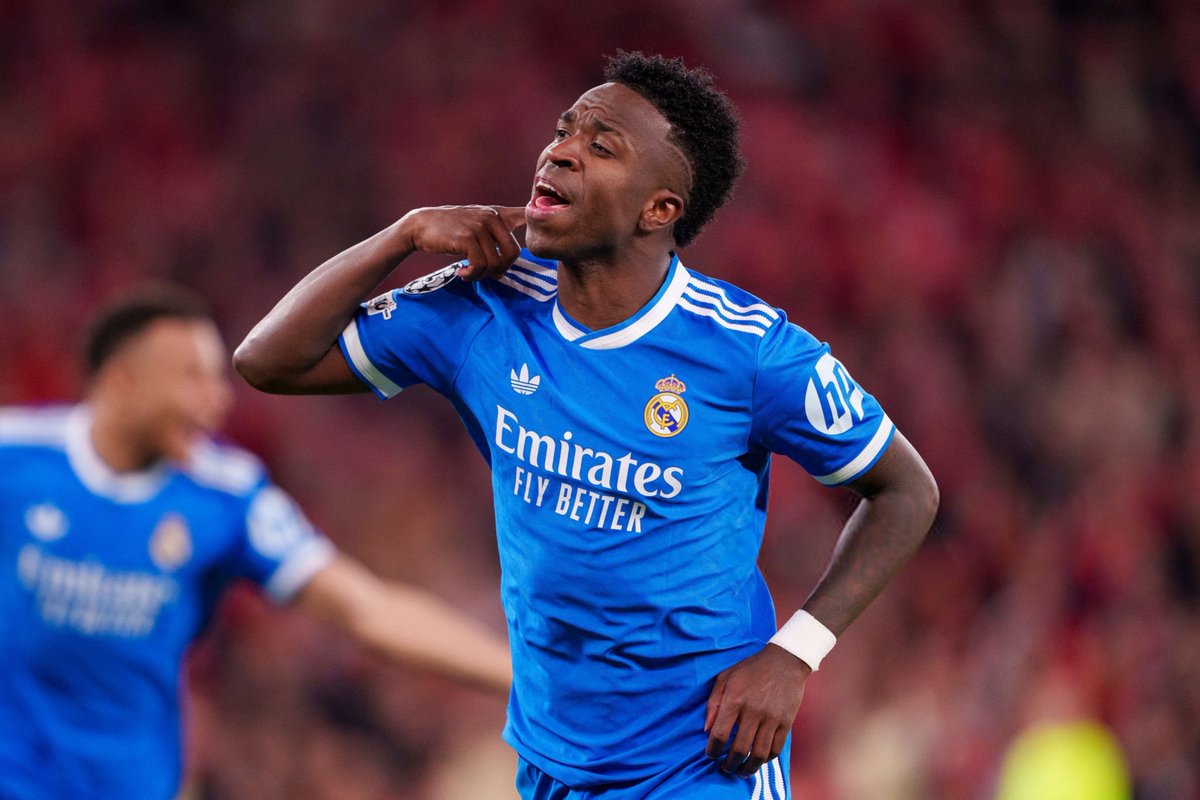 Vibes Foot tweet media