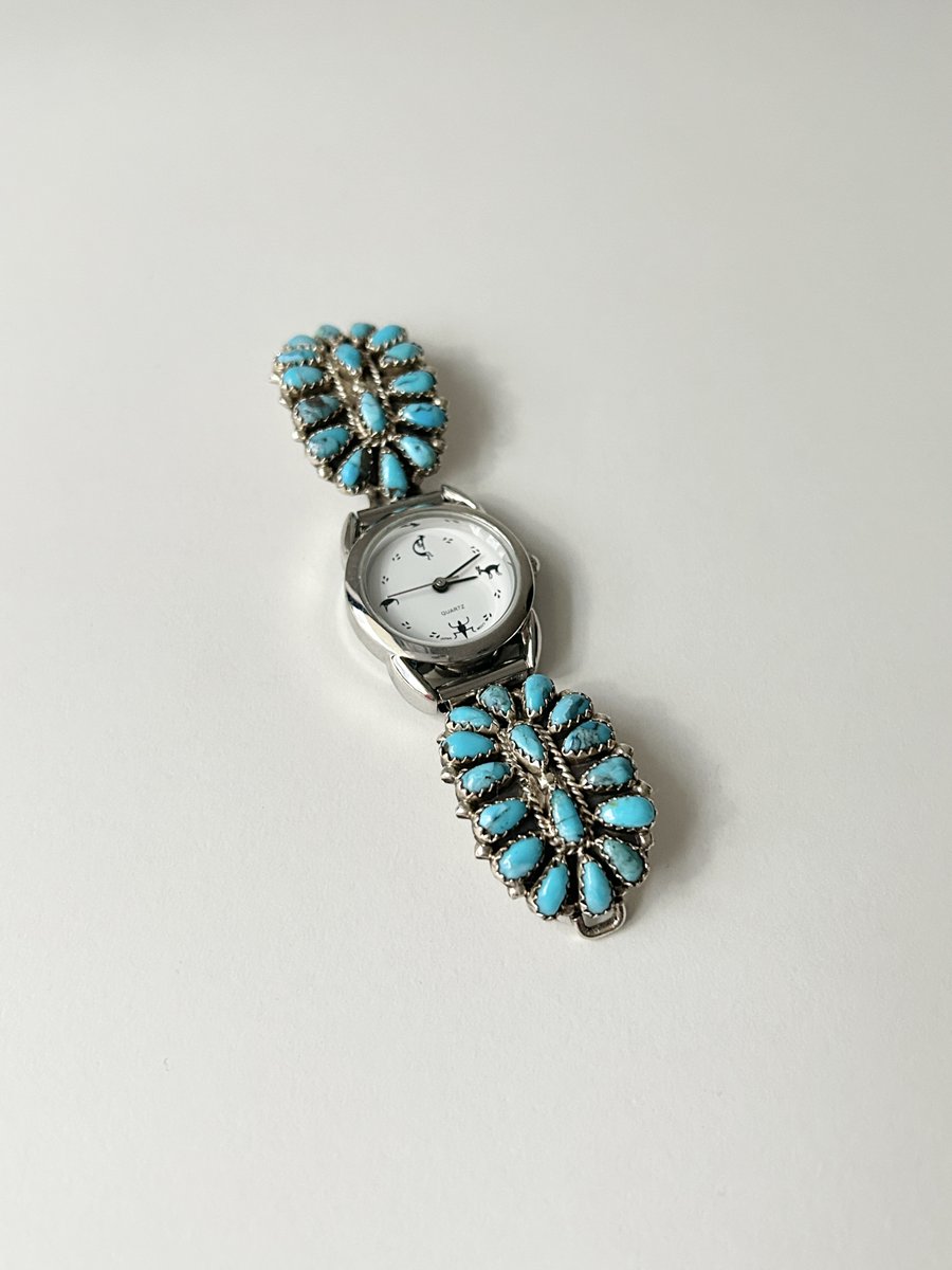 ナバホ族　キングマンターコイズ　ラーソンリー作