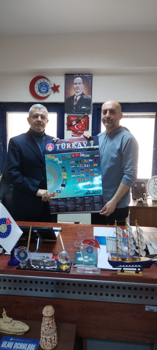 Turkavkmaras46's tweet photo. Türkav Kahramanmaraş Şube Başkanlığı olarak KSÜ  Türk Eğitim Sen Temsilcisi olarak atanan Sayın Prof.Dr. Ömer SÖĞÜT hocamıza hayirli olsun ziyaretinde bulunduk. 
Misafirperverliğinden dolayı teşekkür eder, yeni görevinde başarılar dileriz.
@TurkavGenMrk https://t.co/xpKOjI4kVv