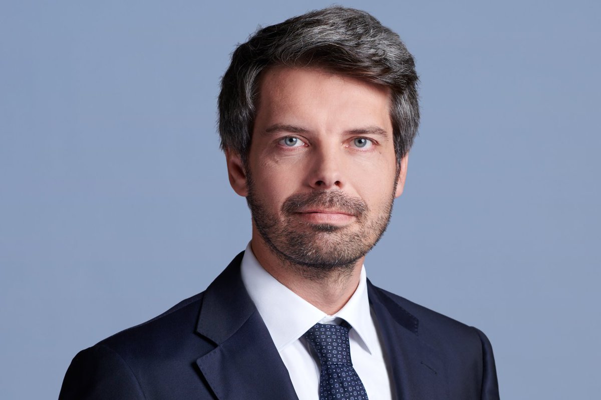 FINMA_media's tweet photo. Alain Girard übernimmt den Geschäftsbereich Banken bei der FINMA. Der bisherige Leiter des Geschäftsbereichs Recovery und Resolution wird seine neue Funktion am 1. April 2026 aufnehmen.
👉 Lesen Sie die Medienmitteilung für mehr Informationen: https://t.co/RB2SyPvhIA https://t.co/xFu6D8yuic