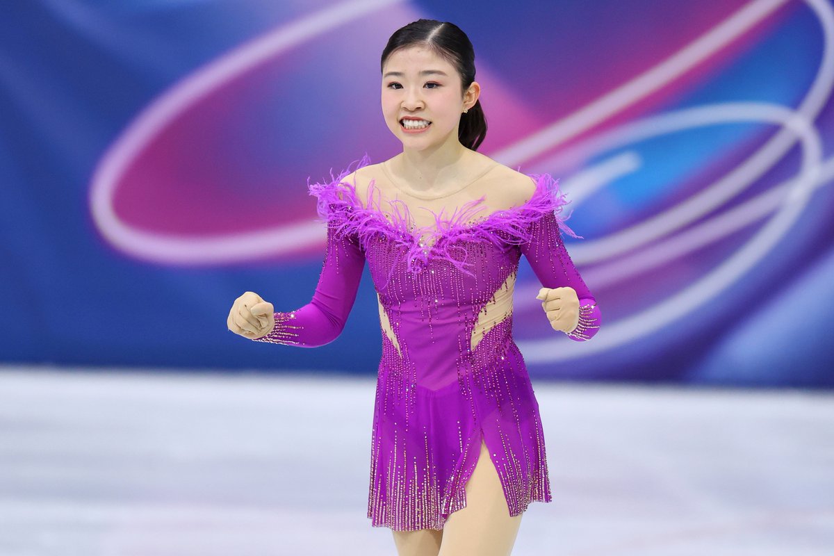 🇯🇵#MoneChiba: 74.00,4th after the SP. 

⛸️"A little regret on the combo jump, but I enjoyed skating the rest."

🏅Inspired by Miura/Kihara:
"I watched on TV and cried. They gave me so much power.
We three girls talked about living up to that standard."

#FigureSkating #千葉百音