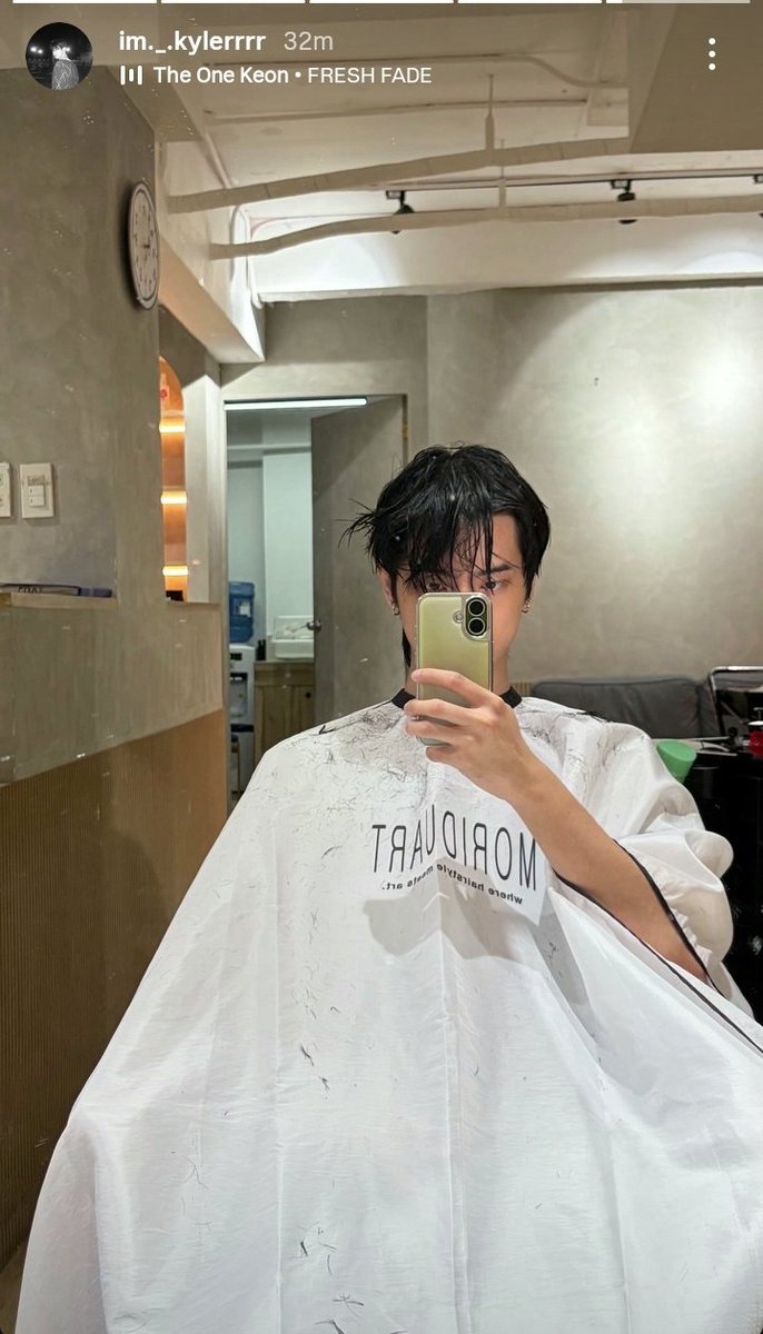 Nagpagupit sya 
#HORI7ON_KYLER