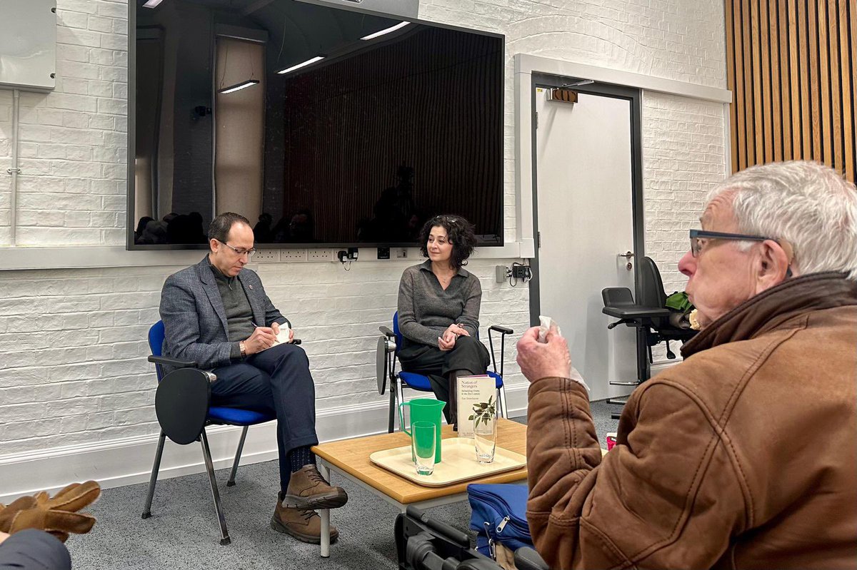 Ece Temelkuran tweet media