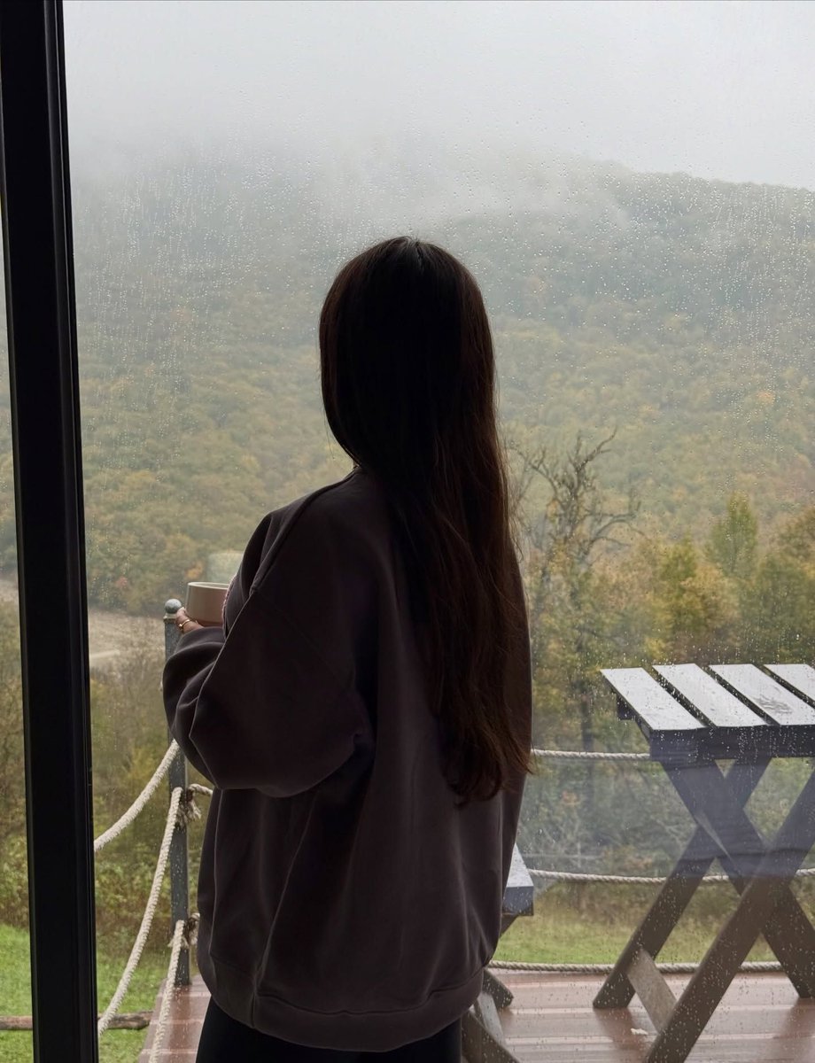 Nasim 👩‍🎤 tweet media