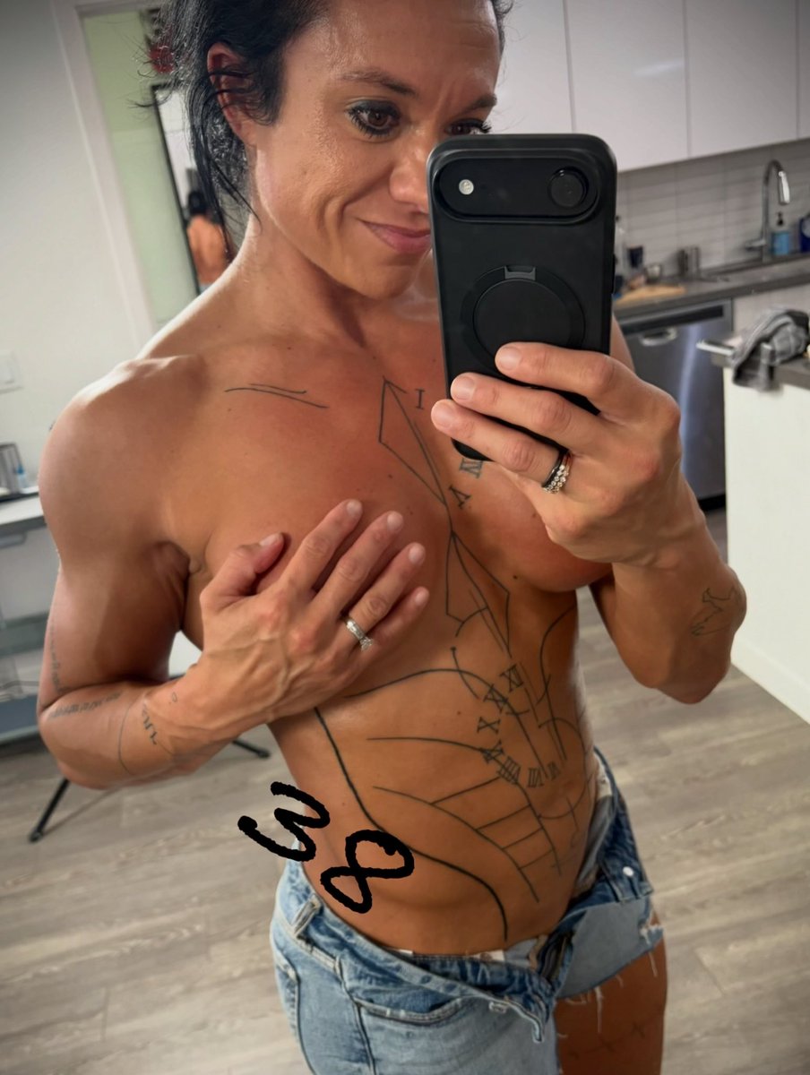 Nikki Fore tweet media