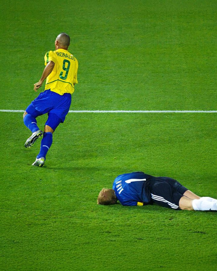 90s Footballers tweet media