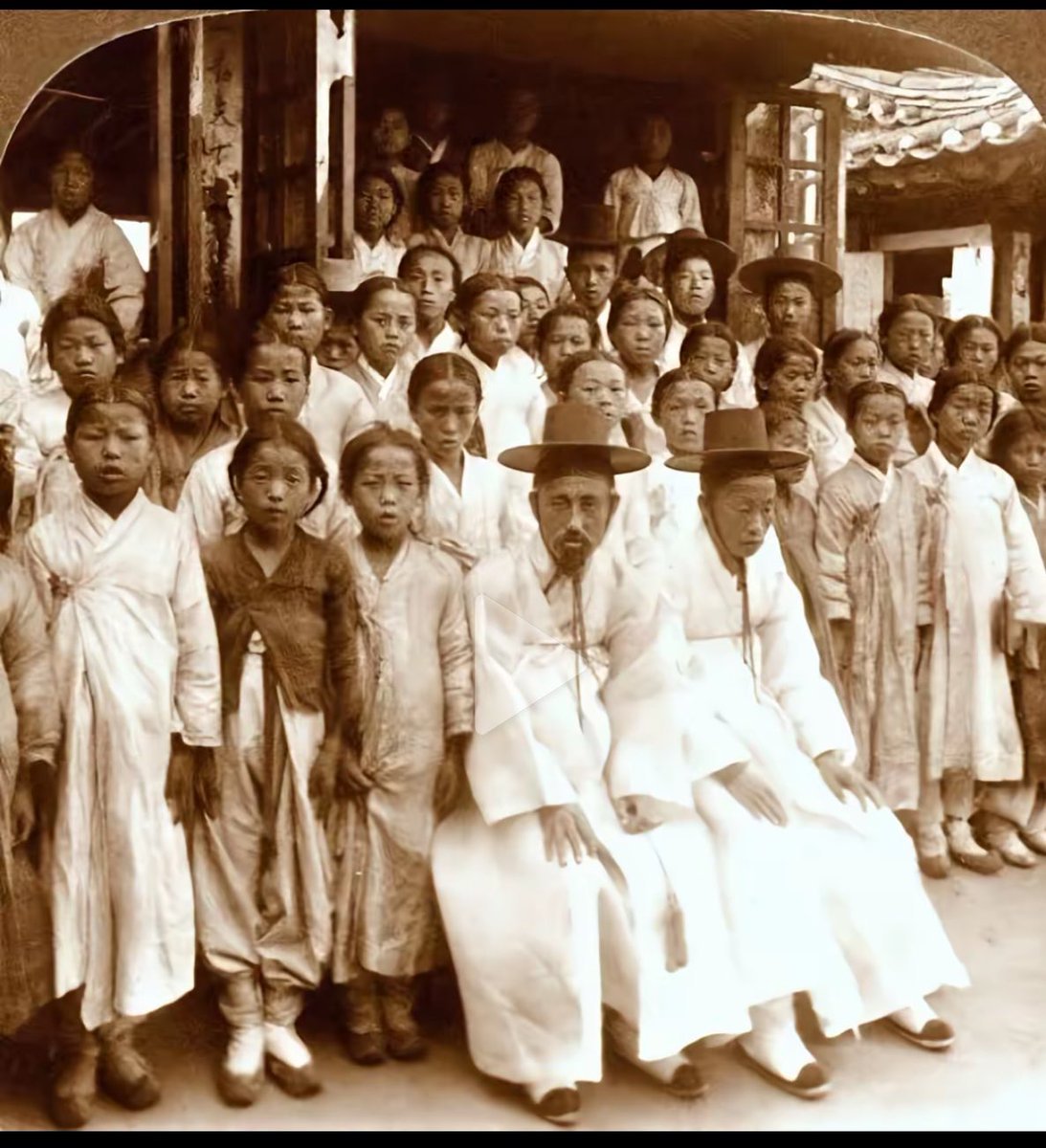 <a href="/Globalstats11/">Global Statistics</a> Mereka tak menghargai keasliam wajah leluhurnya.. wkwkwk