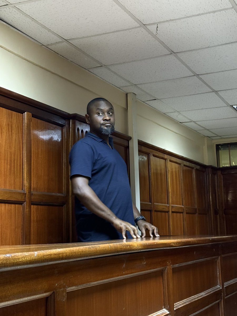 Honeyfarsafi's tweet image. Mwabili is free!