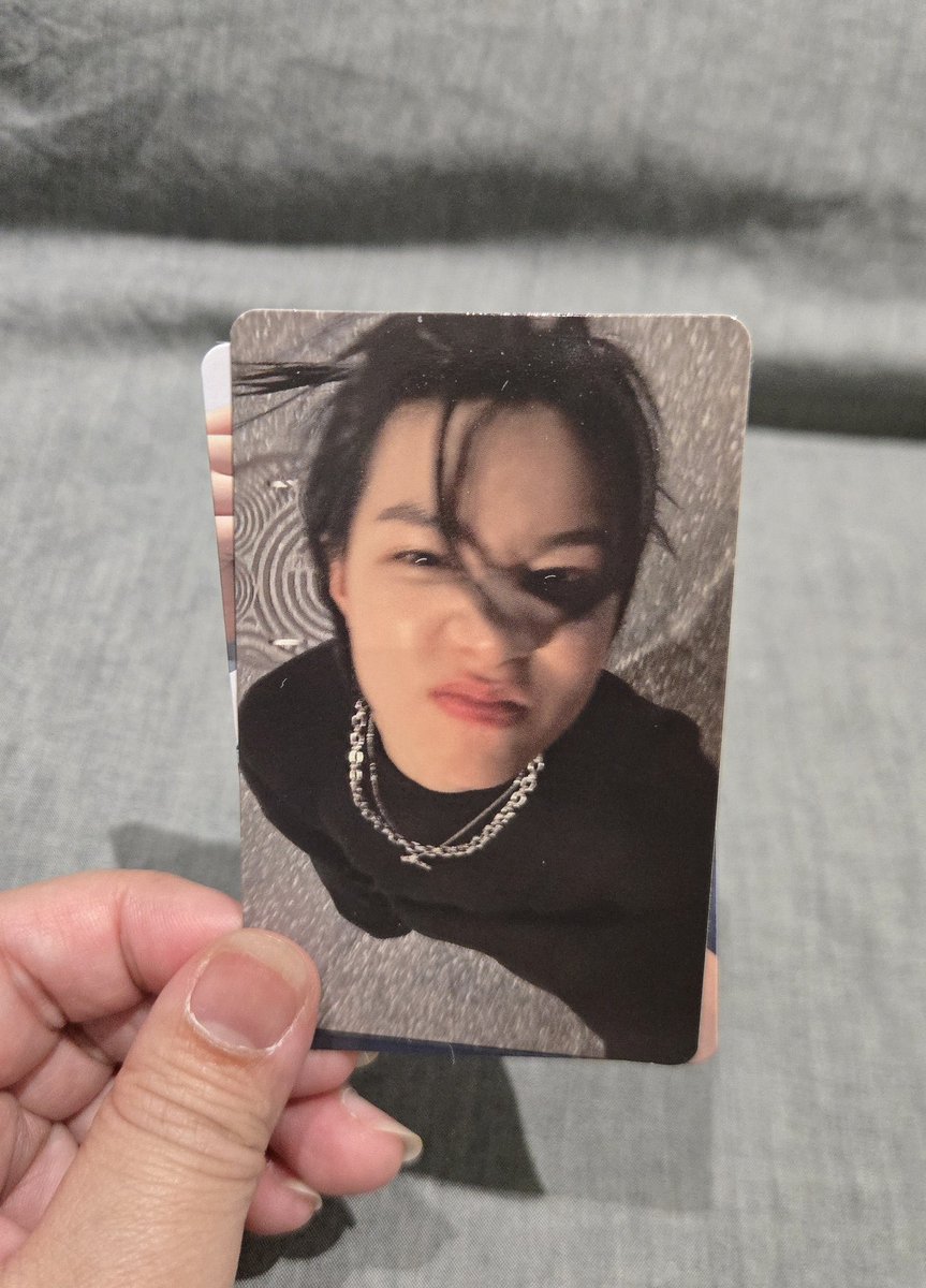 lapin_0m's tweet image. การ์ดหลุยส์ใบนี้ดื้อมากกกกก

#LOUIS #LNGSHOT