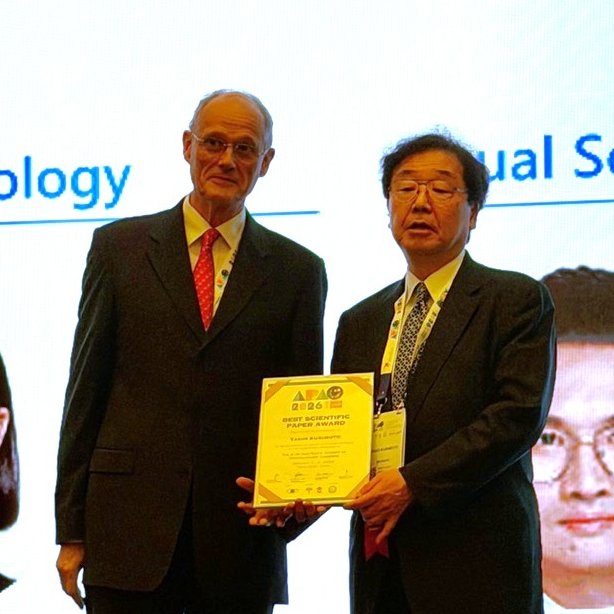 kobeeyecenter's tweet image. 香港で開催された第41回APAOにて、 当院が発表した「世界初 iPS細胞治療・10年報告」が Best Scientific Papers Award（最優秀演題賞）を受賞しました。
#世界初 #iPS細胞 #眼科医療 #国際学会 #研究成果 #APAO #BestScientificPapersAward ＃神戸アイセンター #研究 ＃科学 ＃眼科