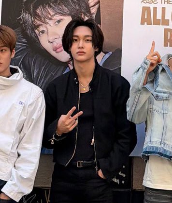 fadeintojenyns's tweet image. วอนบินผมยาวแล้วหล่อมาก โคตรการ์ตูนญี่ปุ่นอะ อันนี้เมะ