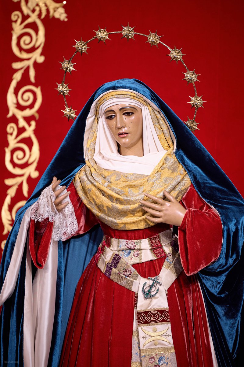 fransantiph's tweet image. Amanece en Triana.