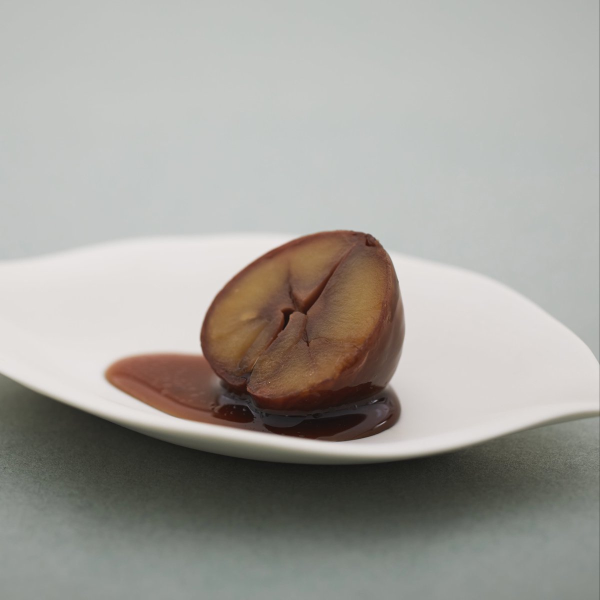 branchechocolat's tweet photo. 京都・丹波が誇るブランド栗を丸ごと使用した
数量限定の『和栗のカレ・オ・ショコラ』
ご好評につき、残り僅かとなりました✨

ぜひお早めにお楽しみください🥄🌰

🍫https://t.co/Bfcd2yxgRN https://t.co/fxJq5voFGd