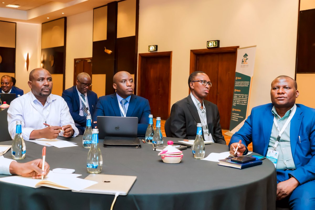 Rwanda_Edu's tweet photo. This morning, Min. @JoNsengimana  opens the National Research Conference on Re-thinking Higher Education as a Catalyst for Research and Innovation in Rwanda.

The gathering brings together policymakers, researchers, academics, and development partners to explore bold ideas on how universities and research institutions can power innovation and national transformation. Outcomes from the dialogue will help shape Rwanda’s five-year strategic direction for higher education.

As the country advances toward a knowledge-based economy, investing in research, partnerships, and innovation remains central to building a resilient and future-ready education system.