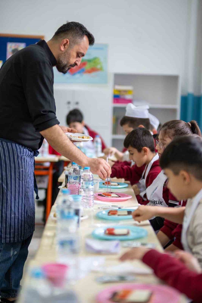 Minik Şefler Zeytinin Gücünü Keşfediyor -  devlet.tc/minik-sefler-z…