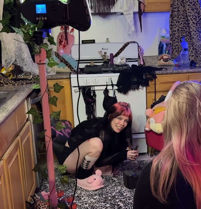 Leda 🐻 tweet media