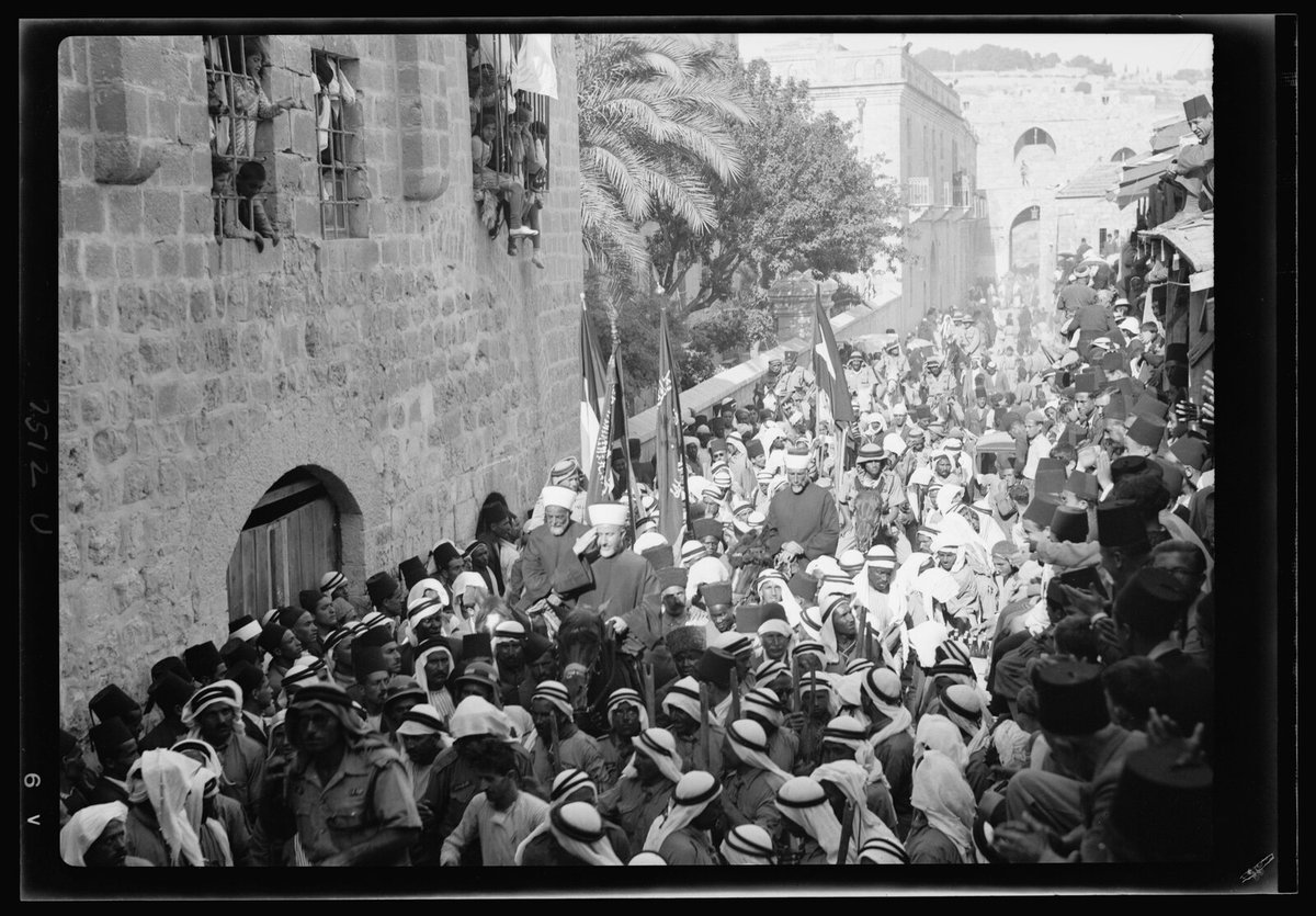 rossinjoppa's tweet photo. #Day201 Portobello to Tokyo fundraiser for https://t.co/p86lkRLaFX
This morningโs donation goes to https://t.co/fJY9YMBMDH
(start-up donation)
Nabi Musa procession 1936
Hajj Amin al-Husseini on horseback, saluting.
Notice nationalist kufiya plain white
@ll4gaza_ofcl https://t.co/9x5X1B9iNV