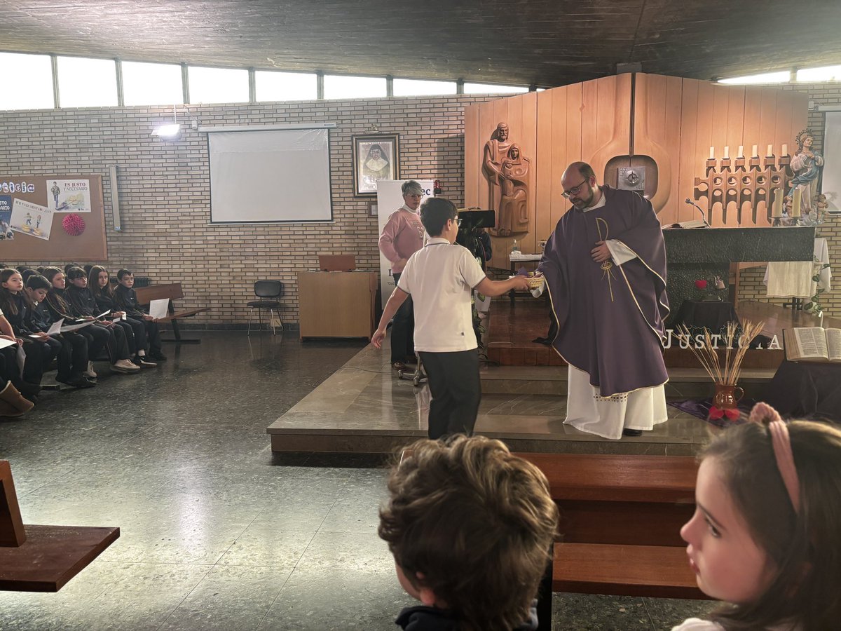 FEC La Sagrada Familia tweet media