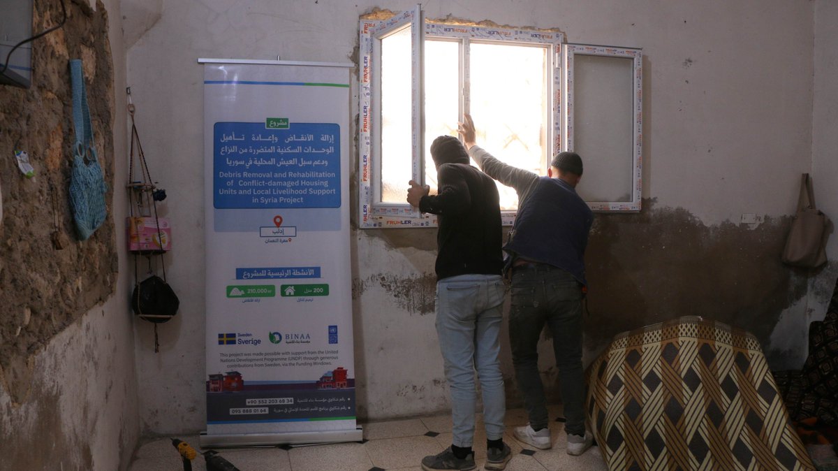 UndpSyria's tweet photo. π @UNDP & @BinaaSyria are advancing recovery in Maaret Al-Numan, #Idleb & Zamalka, #RuralDamascus:
βοΈ 210,000 mΒ³ of debris cleared
βοΈ 400 homes assessed & undergoing rehabilitation
β¨Supporting safe returns and recovery in #Syria.
πThanks to πΈπͺ @SwedenUN thru #FundingWindows https://t.co/UX2WbvIK89