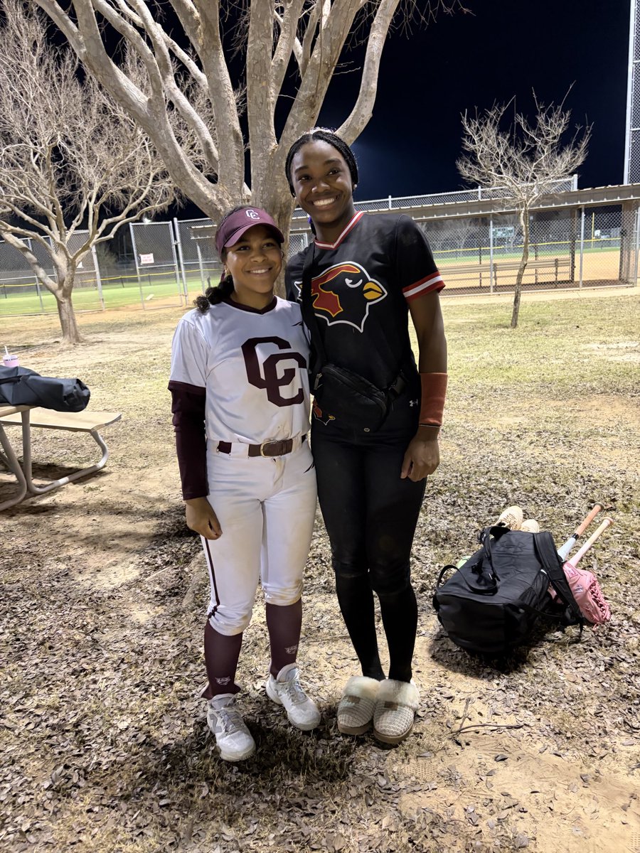 Emma Hope tweet media