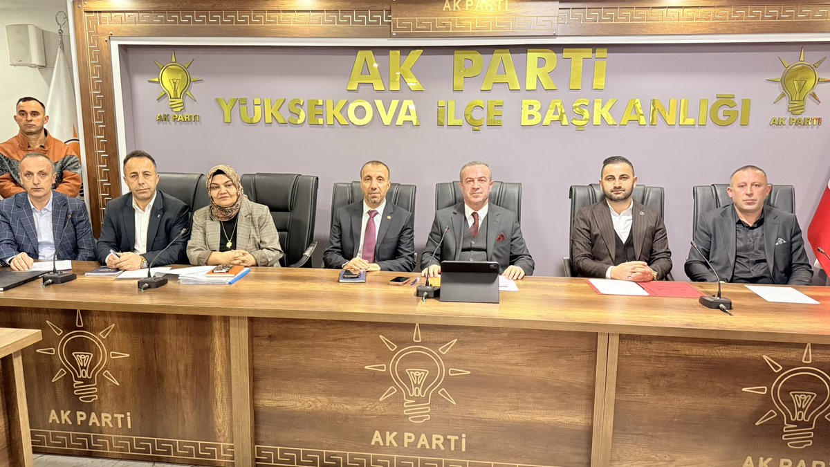 📍 Yüksekova

İlçe Başkanımız <a href="/BurhanYASAR30/">Burhan YAŞAR</a>'ın katılımıyla Mahalle/Köy Başkanları Toplantımızı; Genel Başkanımız ve Cumhurbaşkanımız Recep Tayyip Erdoğan’ın liderliğinde gerçekleştirilen 177. Genişletilmiş İl Başkanları Toplantımızın perspektifiyle değerlendirdik.

Teşkilatımız