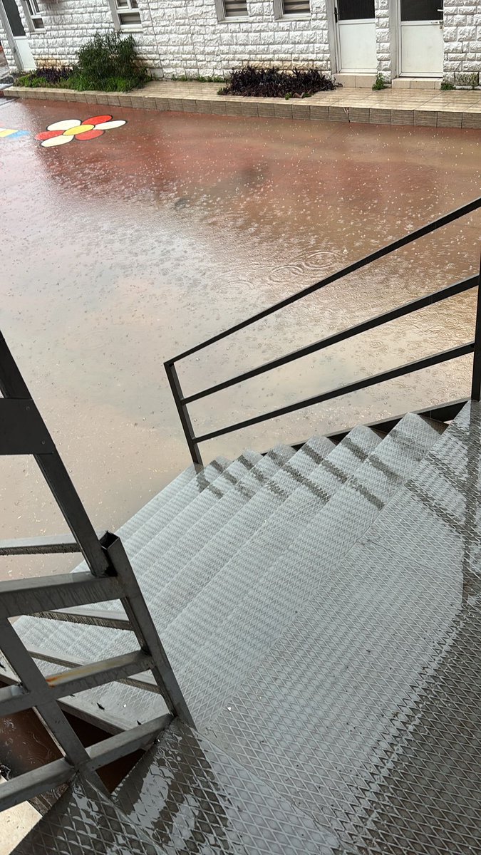 valim şuan ne yapıyorsun acaba ….. hiç öylesine