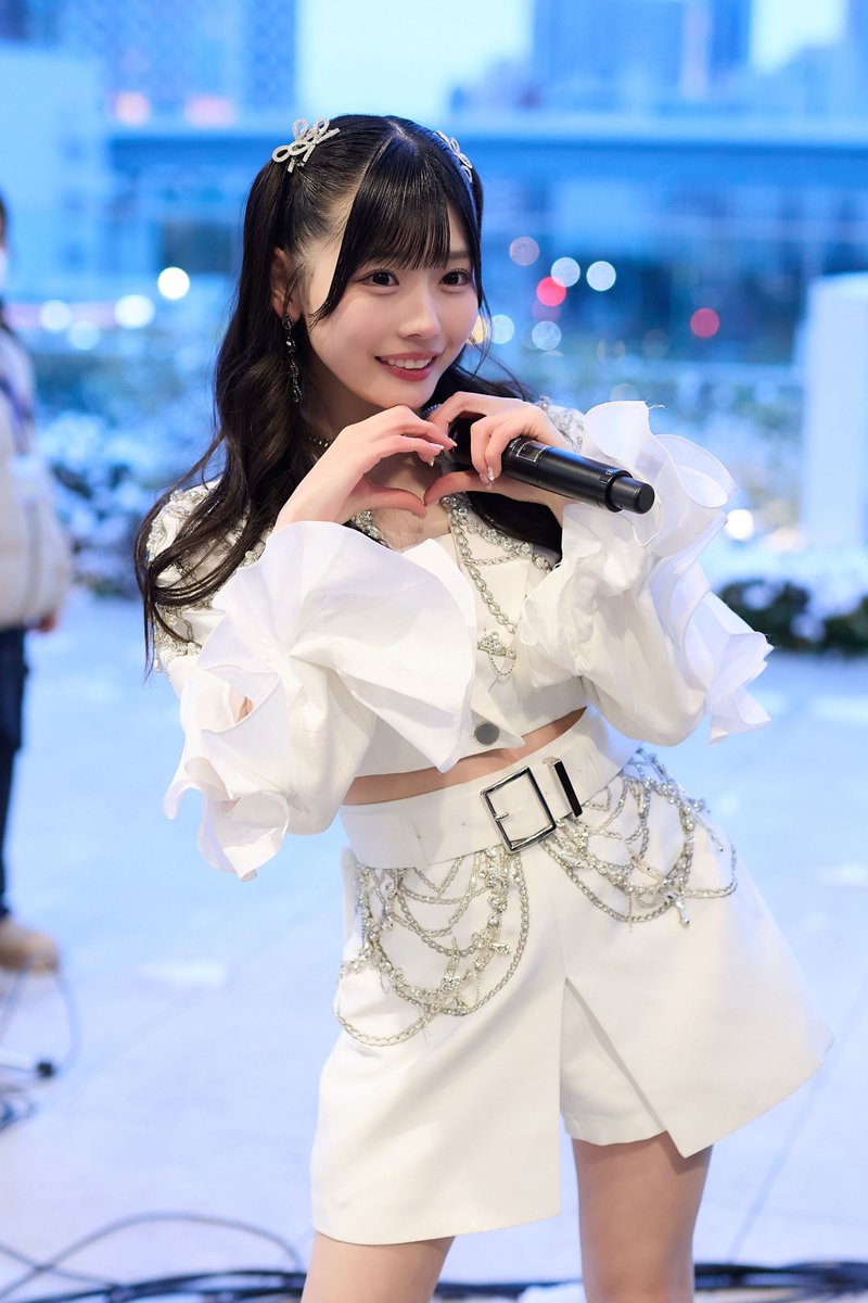 MOMO さん(WHITE SCORPION) @MOMO_whsp 「バレンタイン直前記念