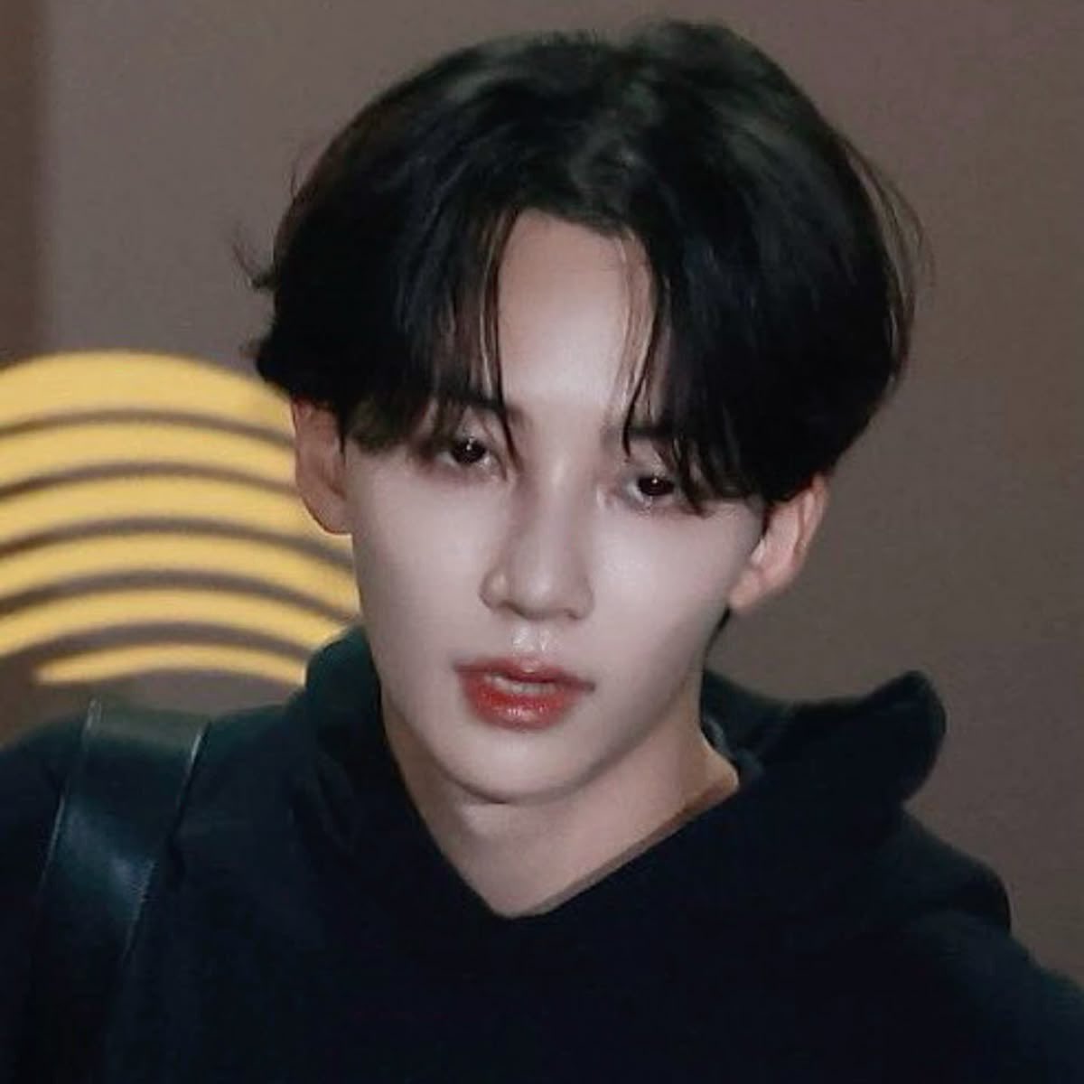 윤정한 얼굴 tweet media