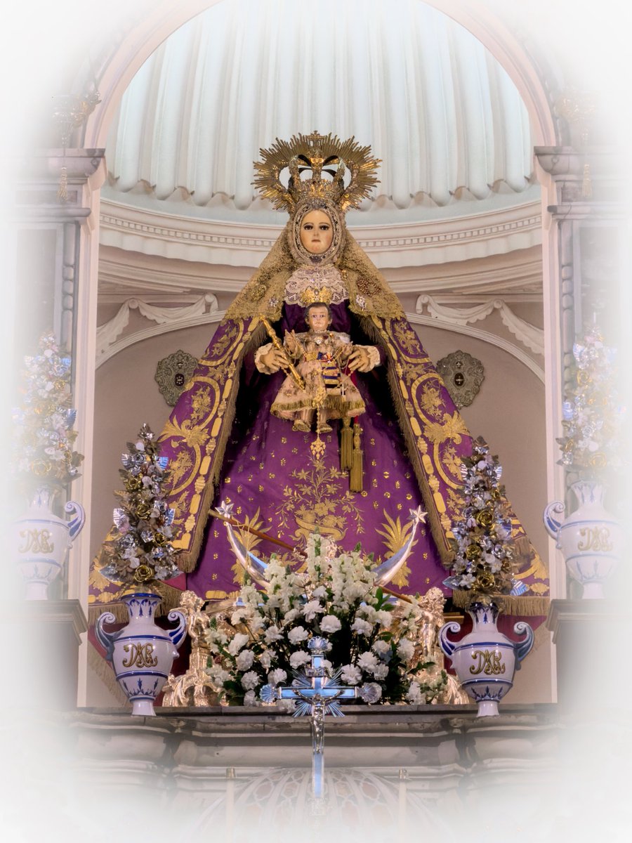 CadizDelRosario's tweet photo. La Santísima Virgen del Rosario, Madre y Patrona de Cádiz, se nos presenta a los fieles gaditanos, como es la costumbre, con el terno morado con motivo de la celebración del tiempo santo de la Cuaresma.

Un tiempo de conversión y recogimiento como preparación para la Pascua. https://t.co/EFatQOBqDI