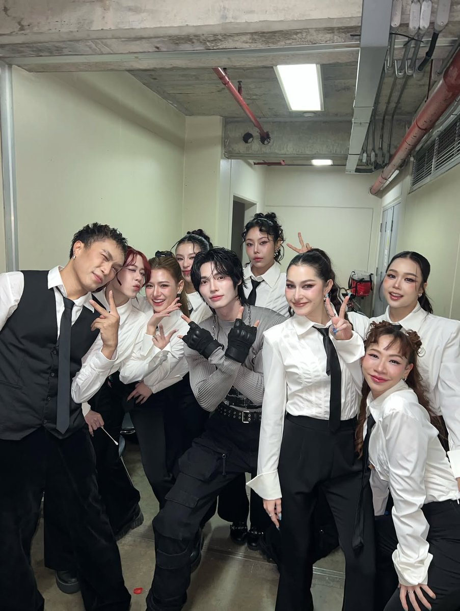 IG honeysimson

🤘🏻🤘🏻🤘🏻

#RISERCONCERTD3
#RISERCONCERTD2
#RISERCONCERTD1
#RISERCONCERT
#winmetawin