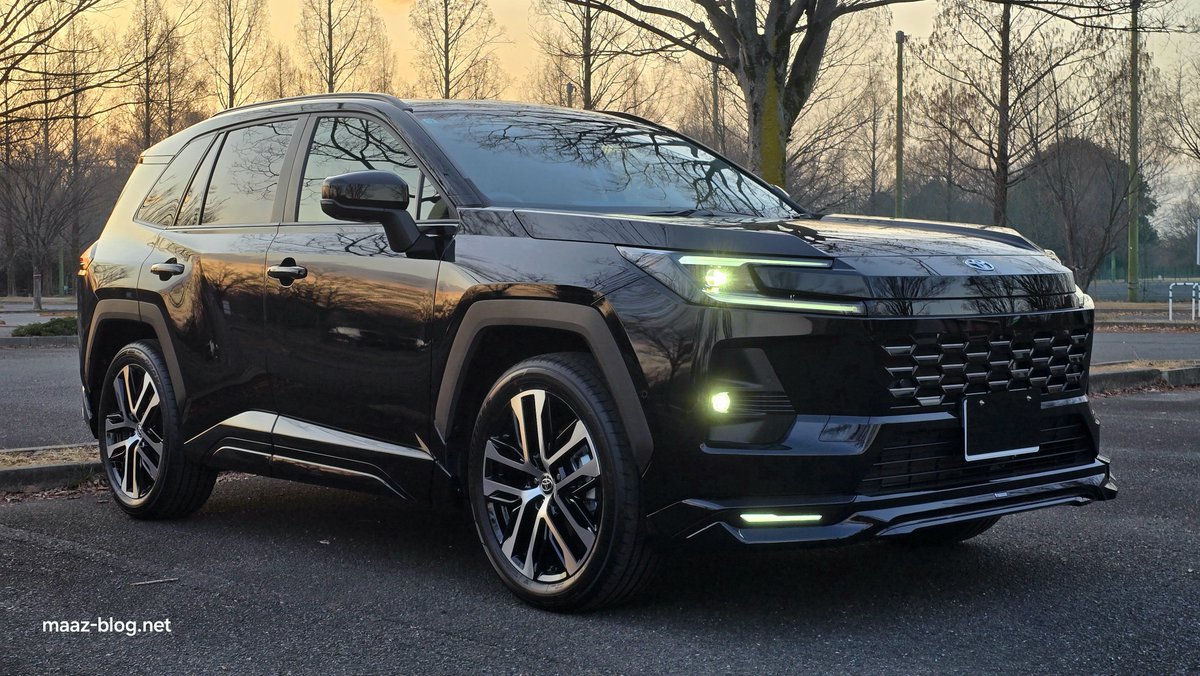 maazblog's tweet photo. 【ご報告】

本日ようやく新型RAV4 Z モデリスタが無事納車されました❗😊🎉🎉🎉

納車後はお気に入りの場所で撮影会📸🤩

うーん…🤔なかなか良いじゃないか😎✨

早速60キロ程走りましたが興奮してまともに評価できないのでまた冷静になってから改めて😇💦

とりあえず燃費は噂通り良いです😁👌 https://t.co/PoBevBHbpc