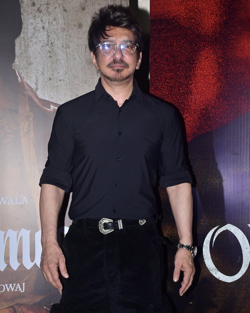 Universal Communications tweet media